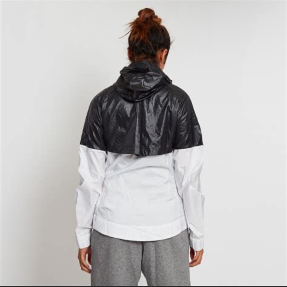 Nike Windrunner Colorblock Jacket - image 3